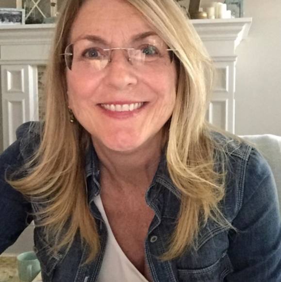 Meet your Posher, Shelley - Picture 1 of 1